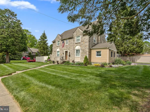 615 Shadeland Ave, Drexel Hill, PA 19026