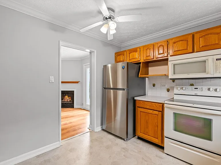 119 Newberry Cir — Photo 11