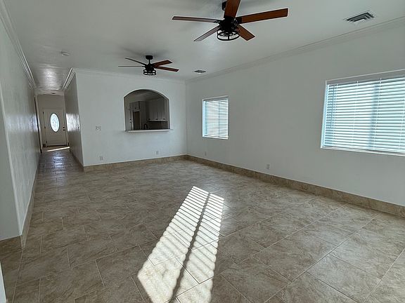 3rd image of 36939 Sunrise Blvd