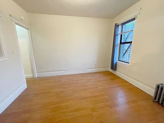 2nd image of 30-40 32nd St #3FF