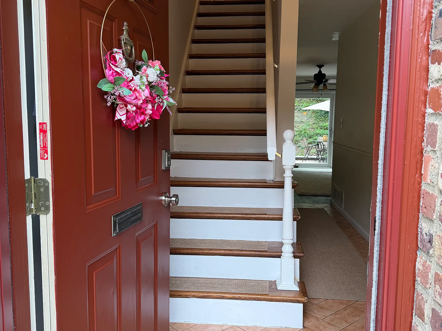 2 bed, 1.5 bath, 1120 sqft, $1,800 — Photo 3