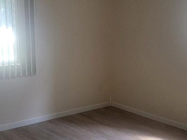 1741 Hillside Ave #2
