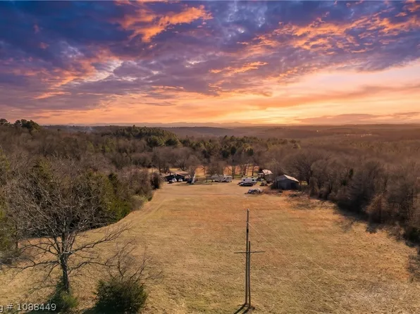 12131 Old 88 Rd, Chester, AR 72934