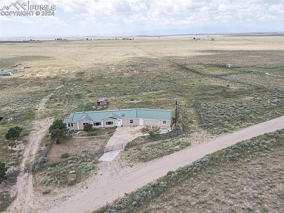 2nd image of 13930 Whistling Hills Ln