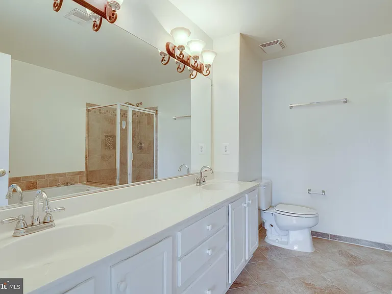 43794 Virginia Manor Ter — Photo 24