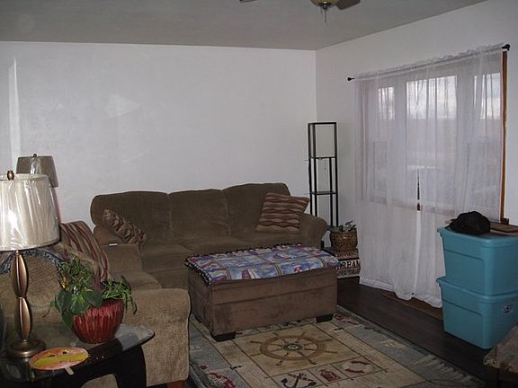 2nd image of 1426 County Road 1475