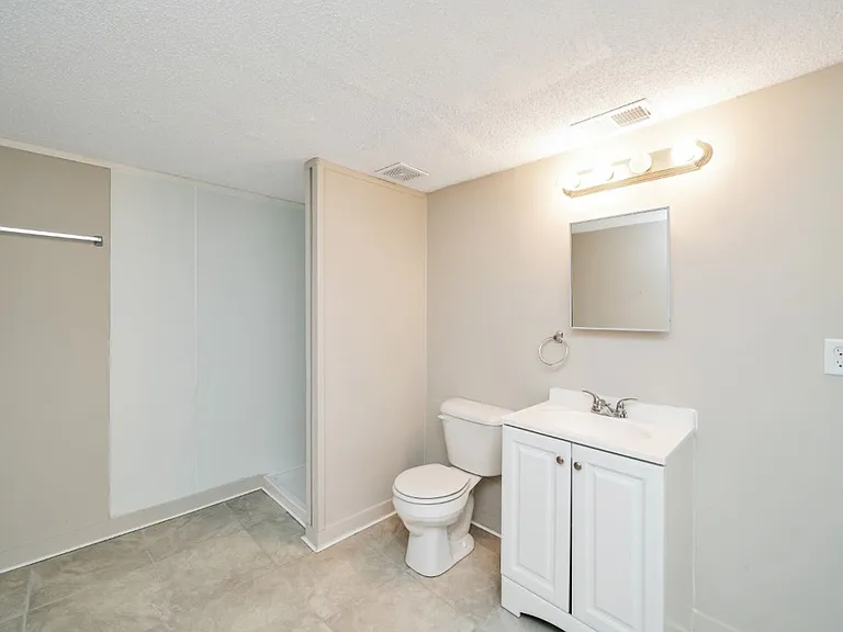1624 Fairview Dr — Photo 21