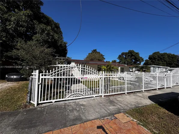 2351 NW 153rd St, Miami Gardens, FL 33054