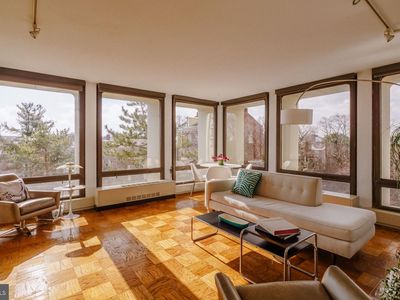 220 Locust St #2GS, Philadelphia, PA, 19106