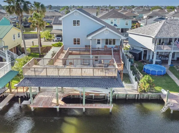 1236 Sailfish St, Bayou Vista, TX 77563