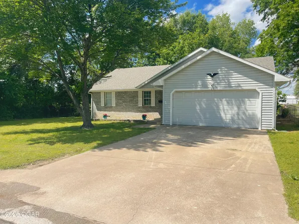 1531 W 17th St, Joplin, MO 64804