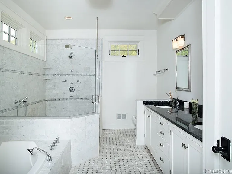 121 Quaker Hill Rd — Photo 15