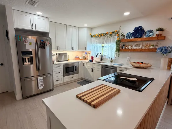 1871 SW PALM CITY Road #G402, Stuart, FL 34994