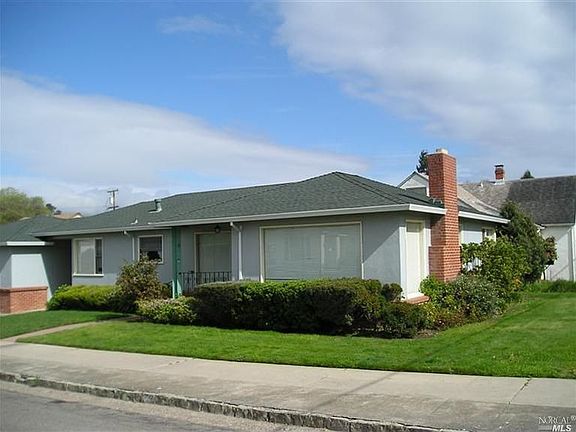 5th image of 109 Dana St