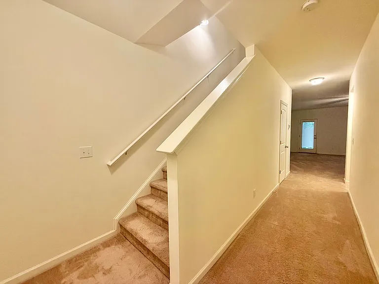 117 Hill Shore Ln — Photo 18