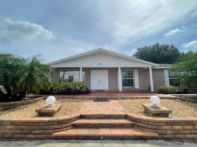 1326 Lake Ariana Blvd — Photo 1