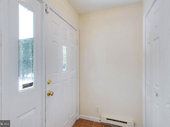 4th image of 82 Persimmon Pear Ln