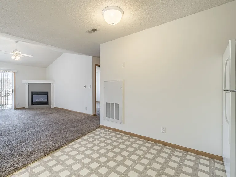 Northridge Heights Apartments — Photo 199