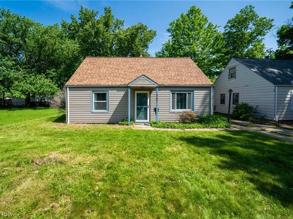 23861 Colbourne Rd, Euclid, OH 44123