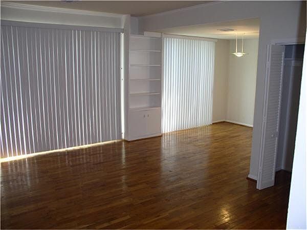 1st image of 2402 Yoakum Blvd APT 1