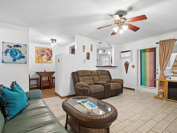 3rd image of 2501 N Ocean Blvd APT 8