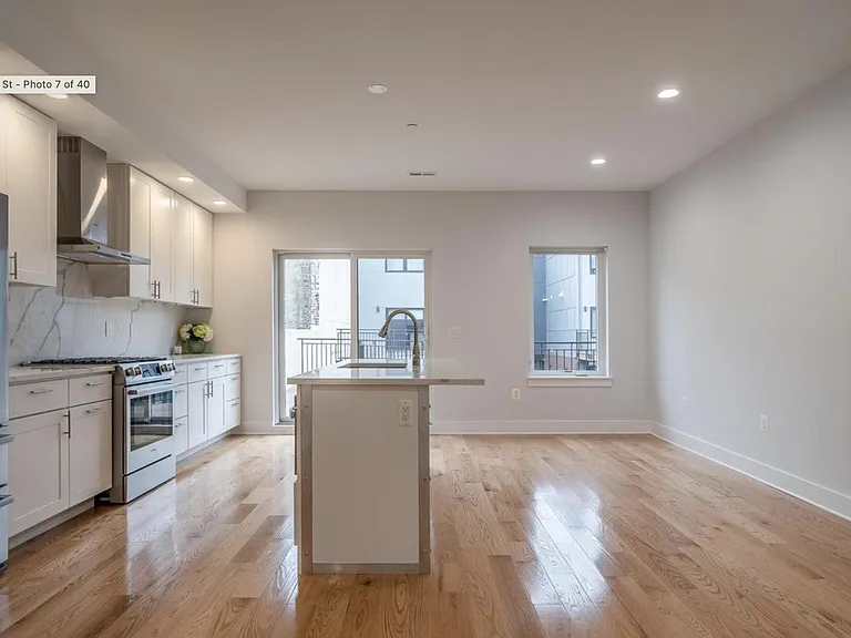 237 Tasker St — Photo 4