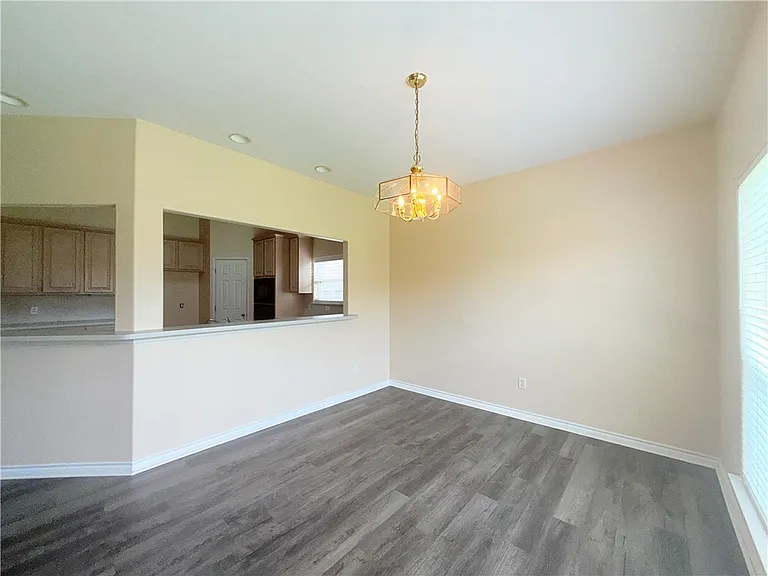 344 Wright Dr — Photo 8