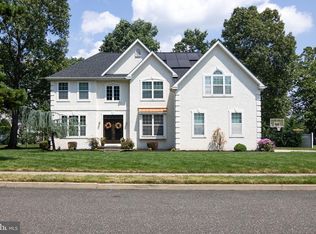 7 Goose Neck Ln, Sicklerville, NJ 08081