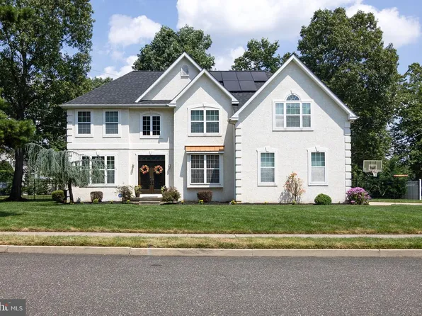 7 Goose Neck Ln, Sicklerville, NJ 08081