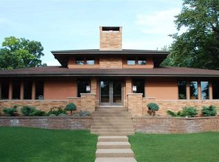 42 Oakhill Ct, Pekin, IL