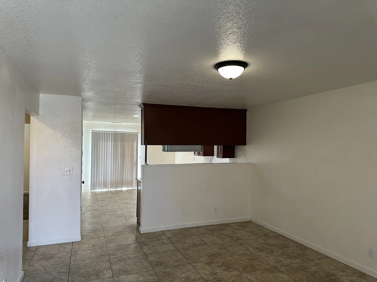 Stanislaus St-2922 - - — Photo 4