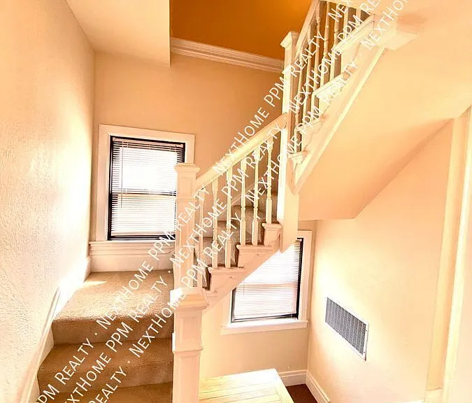 216 Oneida St #2 — Photo 24