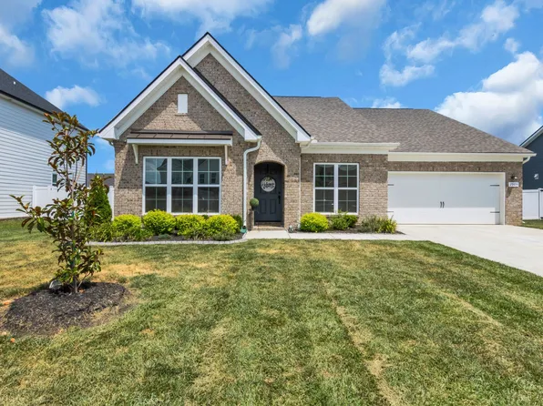 2905 Woodcrest Dr, Murfreesboro, TN 37128