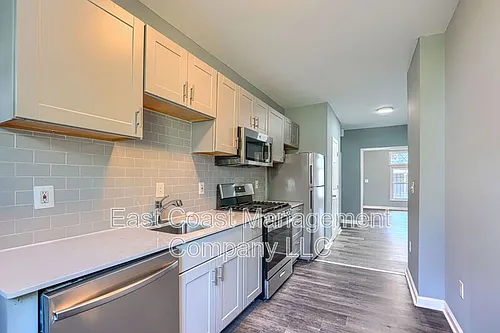 2408 Llewelyn Ave Photo 1