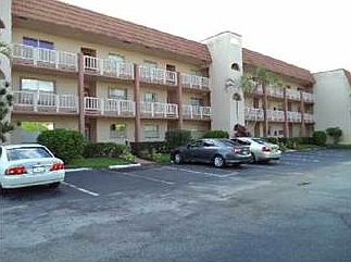 4th image of 9221 Sunrise Lakes Blvd APT 207