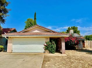 9574 N Shannon Ave, Fresno, CA 93720