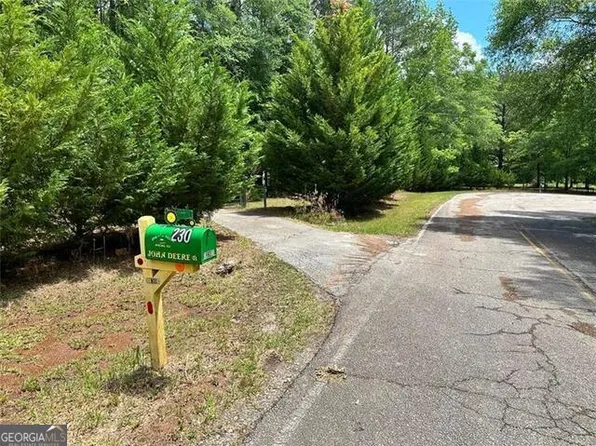 230 Vaughn Cir, Griffin, GA 30223