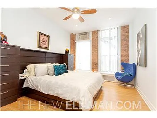 Sold by Douglas Elliman | media 23