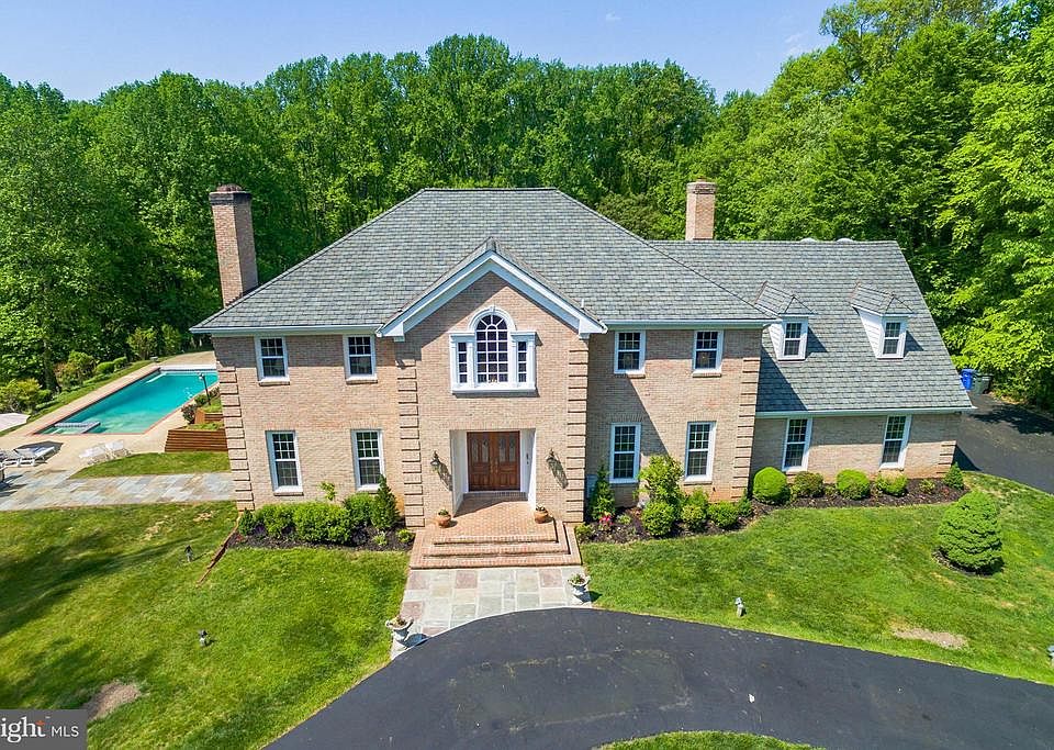 1st image of 10721 Balantre Ln