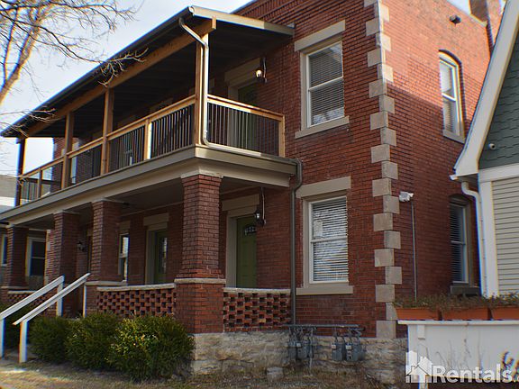 3rd image of 3816 Mercier St
