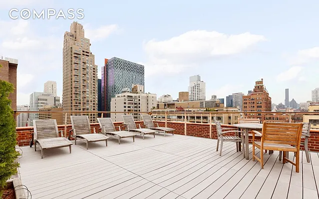 Sold by Compass | media 8