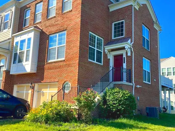 43543 White Cap Ter, Chantilly, VA 20152