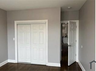 1642 W 81st St #3, Chicago, IL 60620