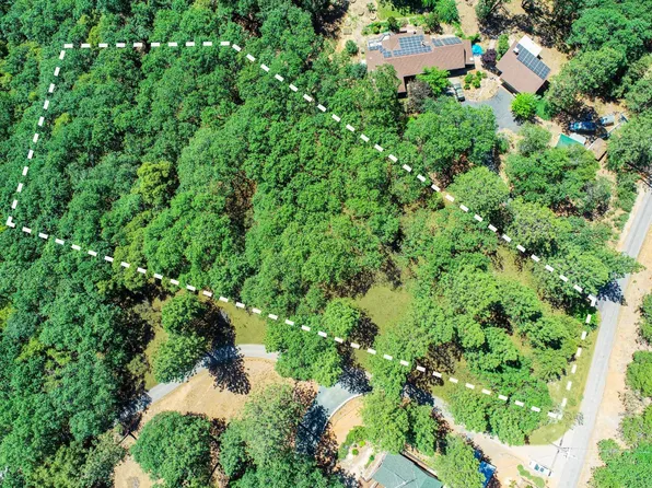 19941 Casa Loma Dr, Grass Valley, CA 95945