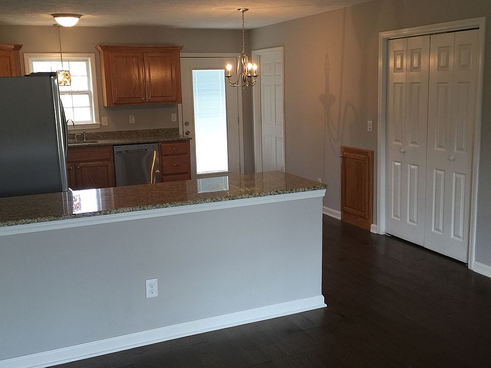 Living room/kitchen