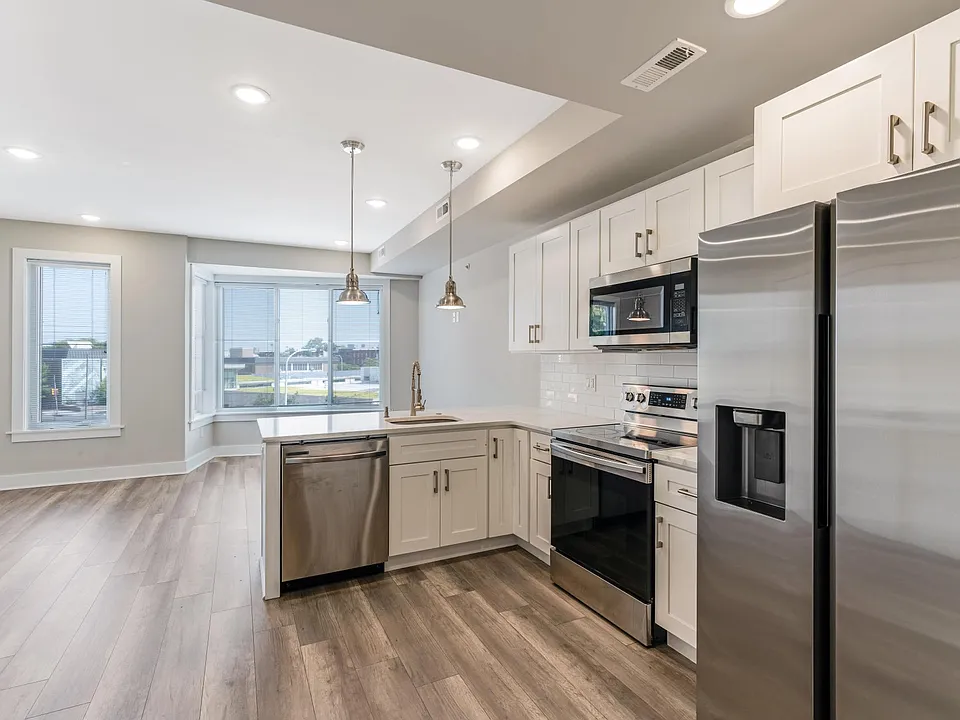2206 Ridge Ave #2208