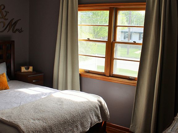 Upstairs Bedroom 1