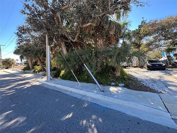 5th image of N HOLLYWOOD AVENUE LOT 2