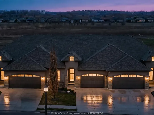 1808 Cypress Ave, Windsor, ON N8P 0E3