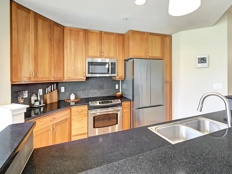 16141 Cleveland St #316 — Photo 5